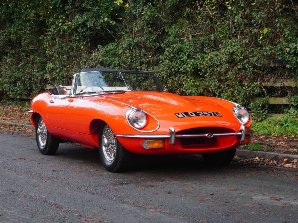 1968 Jaguar E-Type Series II 4....